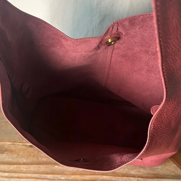 Chic Burgundy Leather Hobo Bag - Picture 6 of 8
